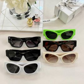 Picture of Versace Sunglasses _SKUfw55793194fw